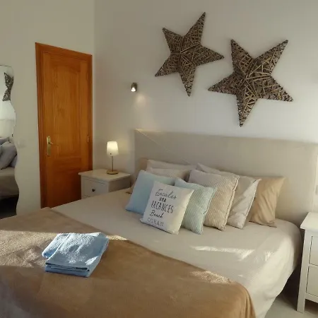 Sol Y Luna Free Heated Pool, Car Not Essential * Playa Blanca (Lanzarote)