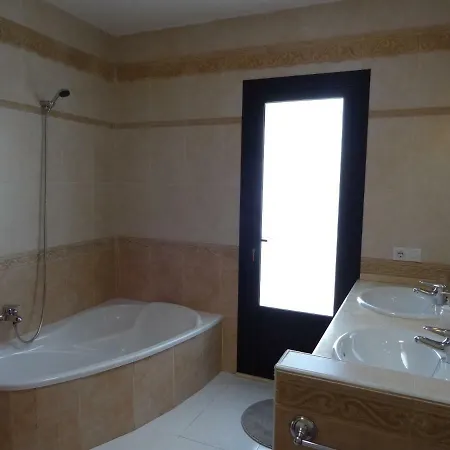 Sol Y Luna - Heated Pool - Bbq - Car Not Essential וילה *